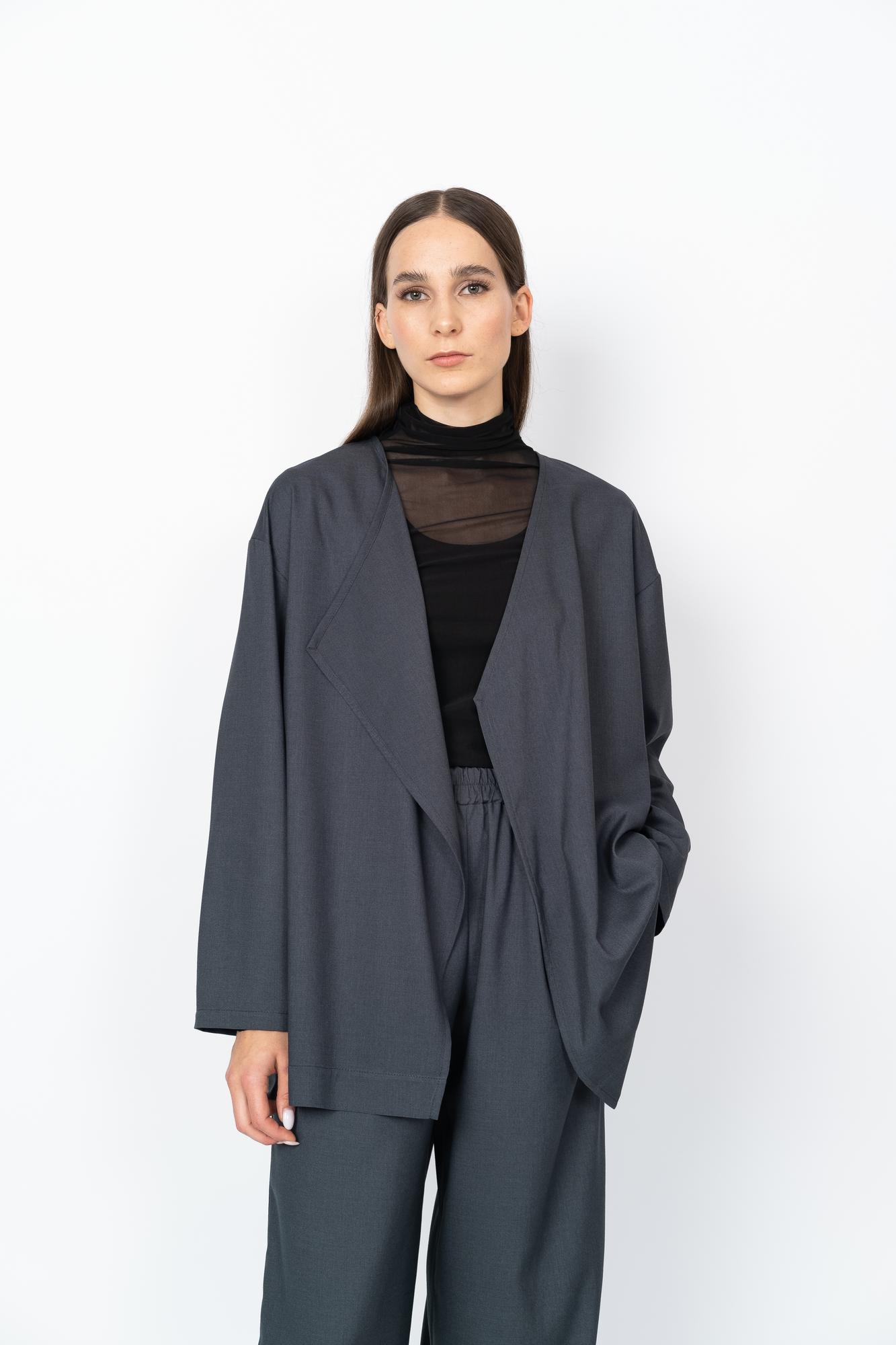 Жакет с асимметричными лацканами серого цвета