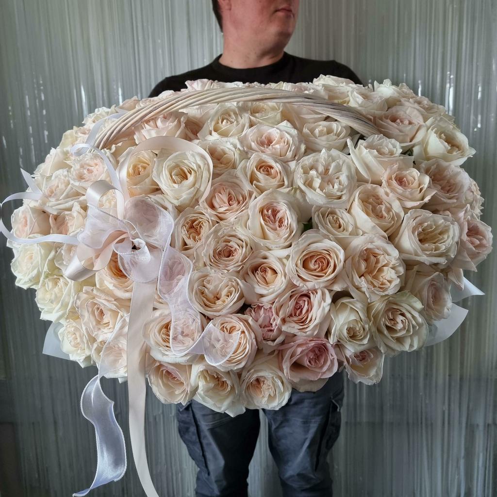 КОРЗИНА - РОЗА ВАЙТ ОХАРА