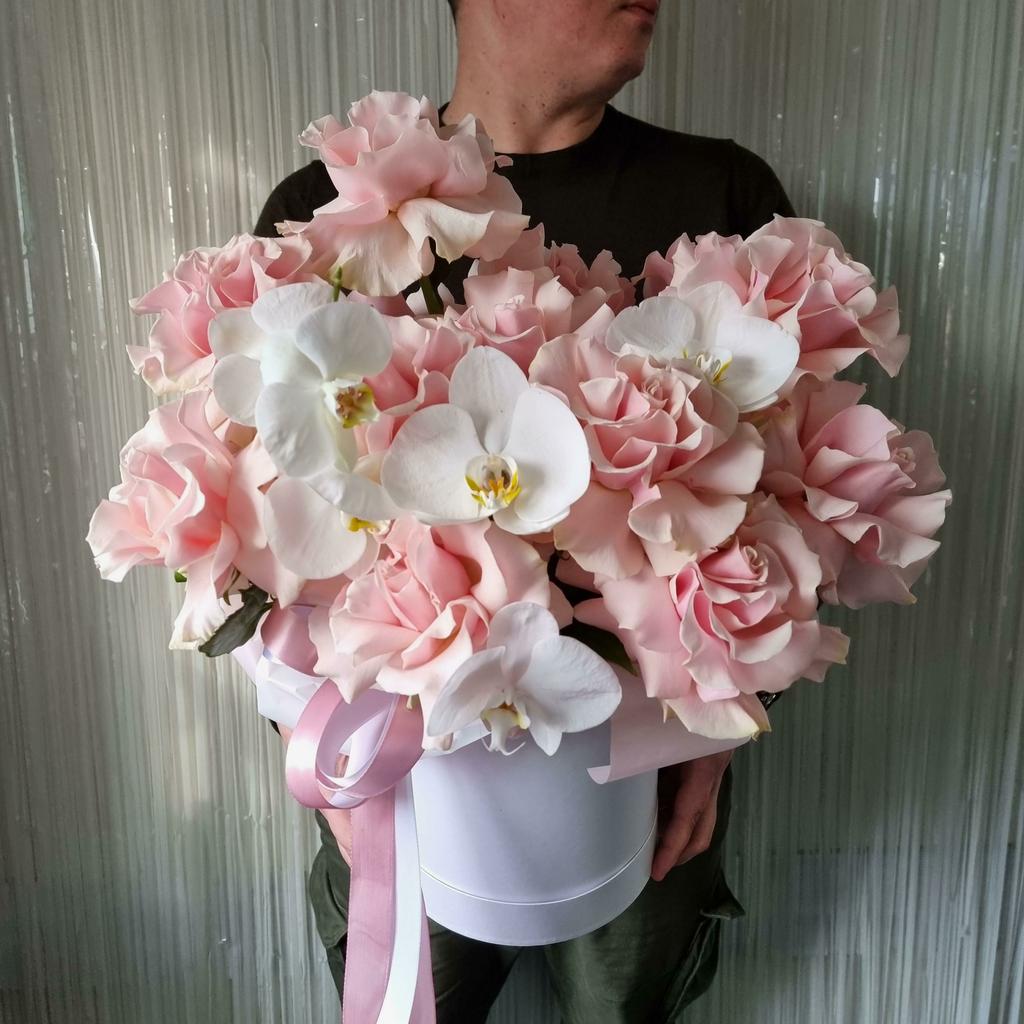 BOX ПИНК МОНДИАЛЬ С ОРХИДЕЕЙ