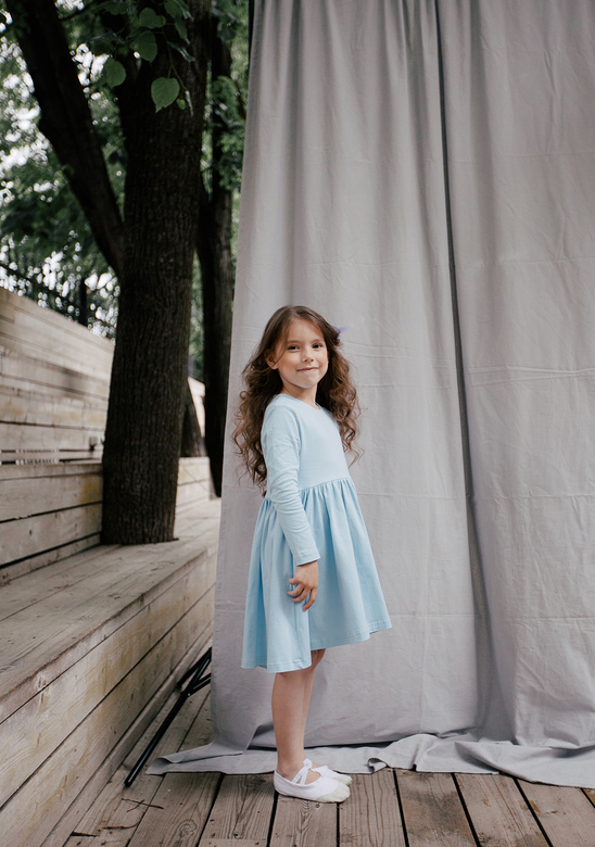 Небесно-голубое платье