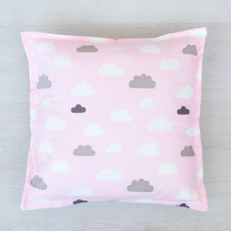 Подушка "Розовые облака"