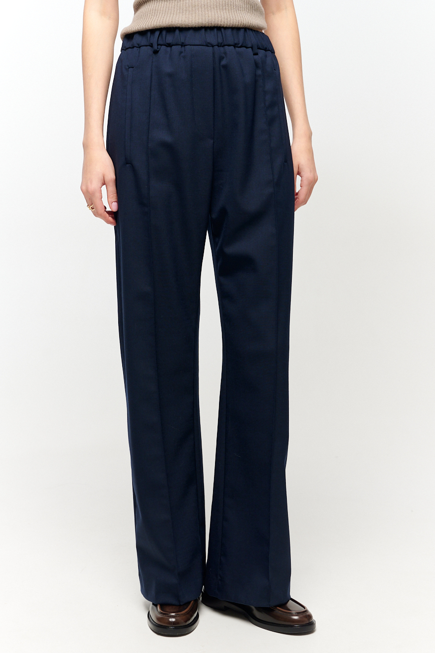 TELA Брюки прямого кроя из технологичной шерсти тонкого кручения оттенка navy blue