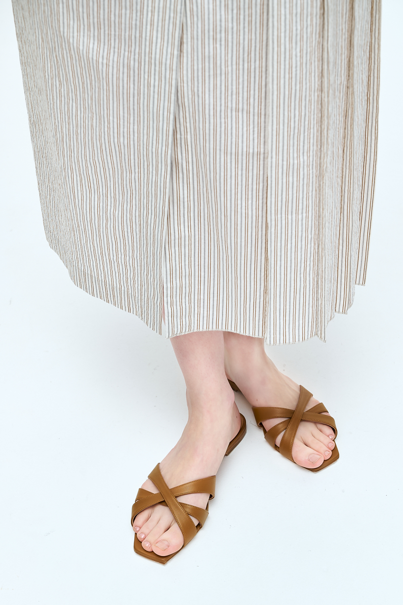 3JUIN Мюли на плоской подошве из кожи наппа оттенка охры