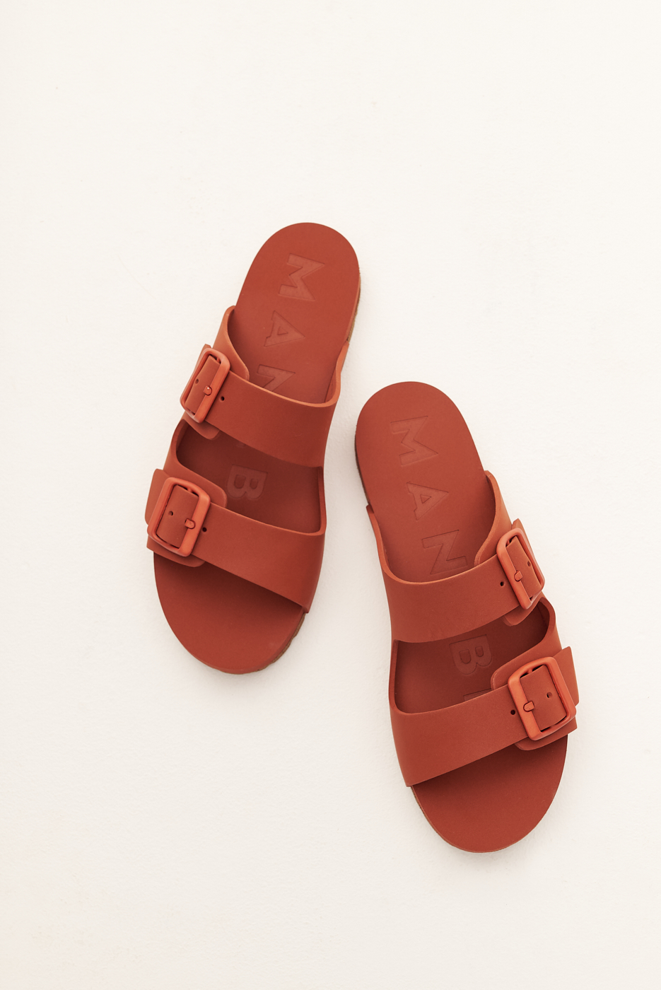 MANEBI Шлепанцы Nordic оттенка терракоты