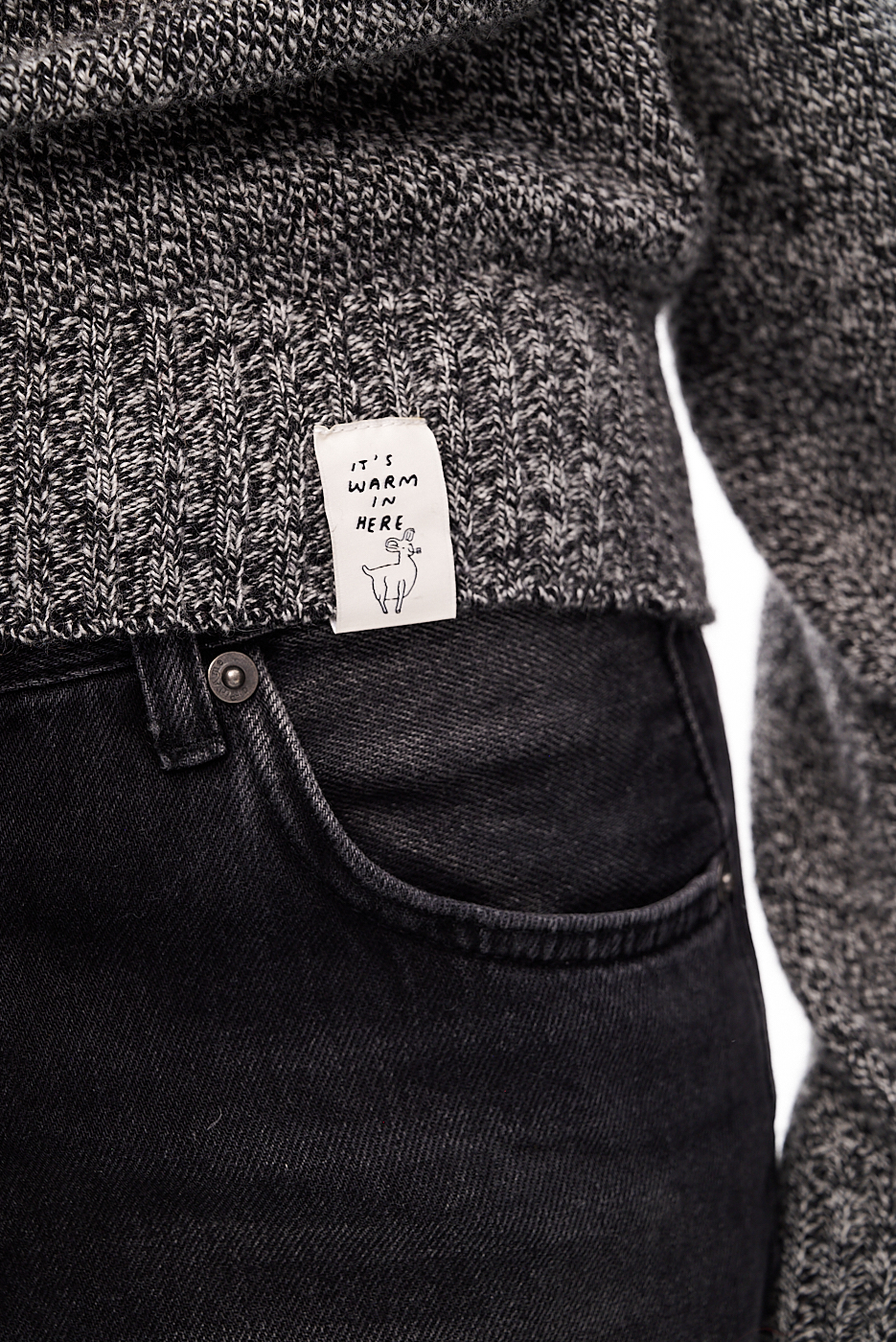 OTTOD'AME  Свитер-кроп с высокой горловиной из кашемира в сером меланже