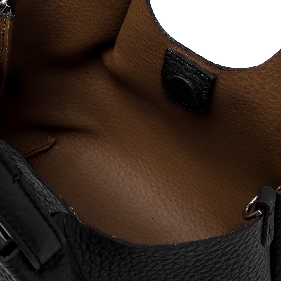 GIANNI CHIARINI  Сумка DUA из премиальной зернистой кожи черного цвета