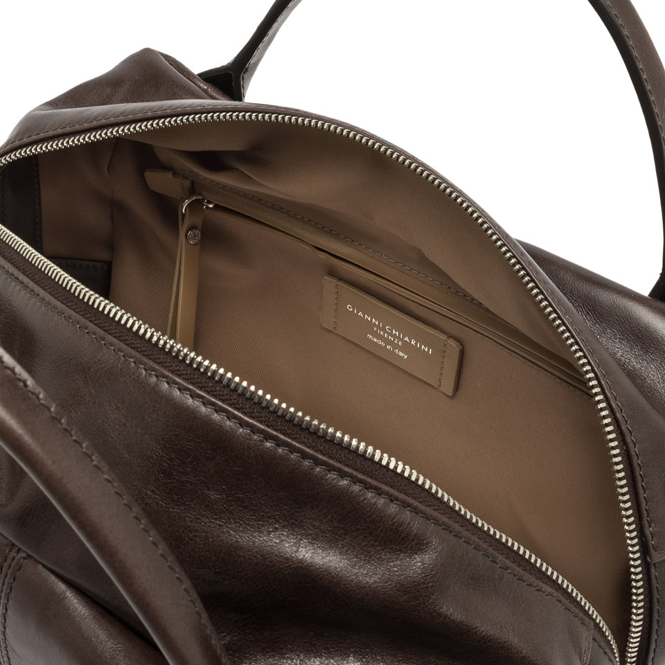 GIANNI CHIARINI Сумка-саквояж EMILY BIG из полуглянцевой кожи оттенка эспрессо