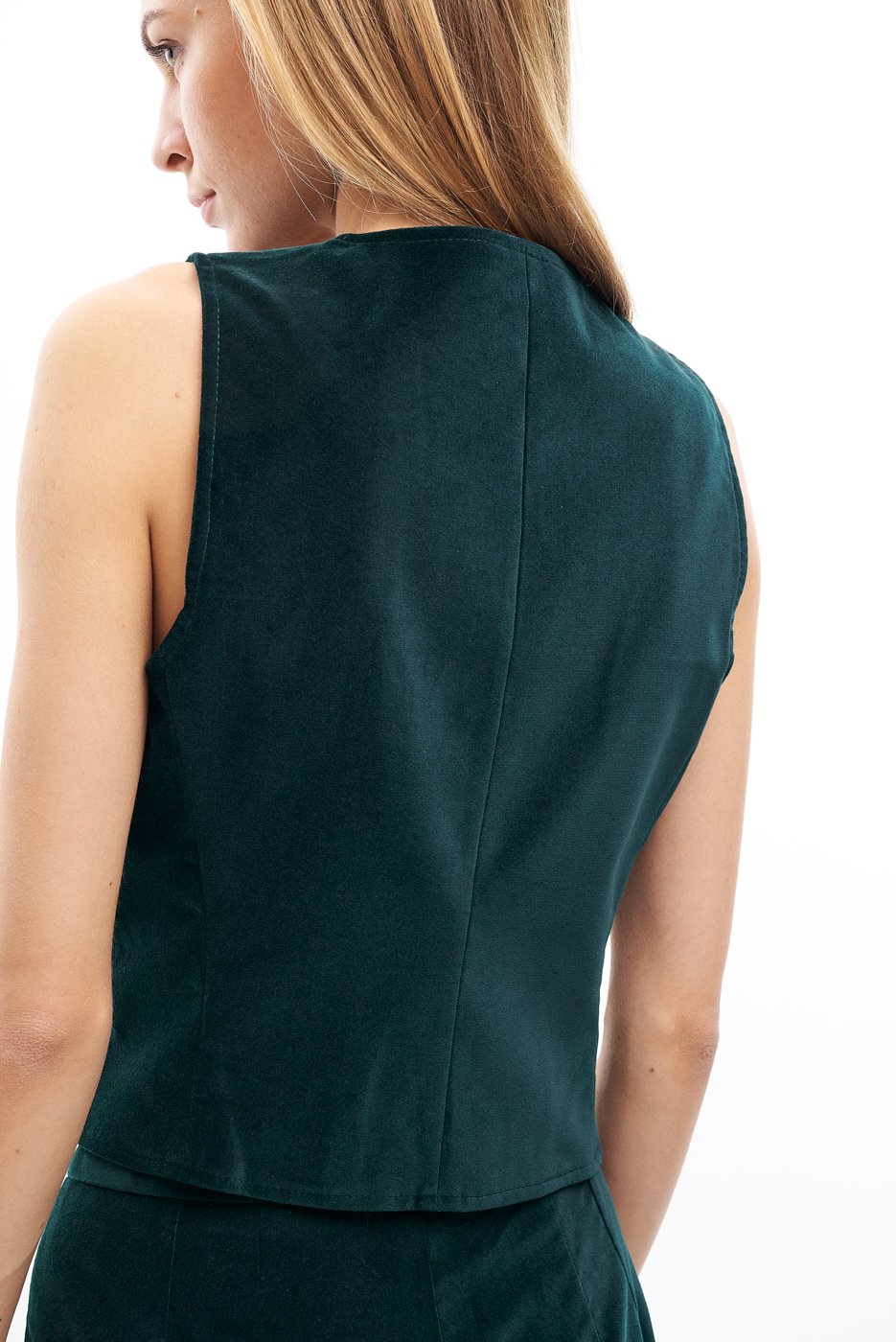 MERCÍ Жилет приталенного кроя из бархата оттенка изумруд