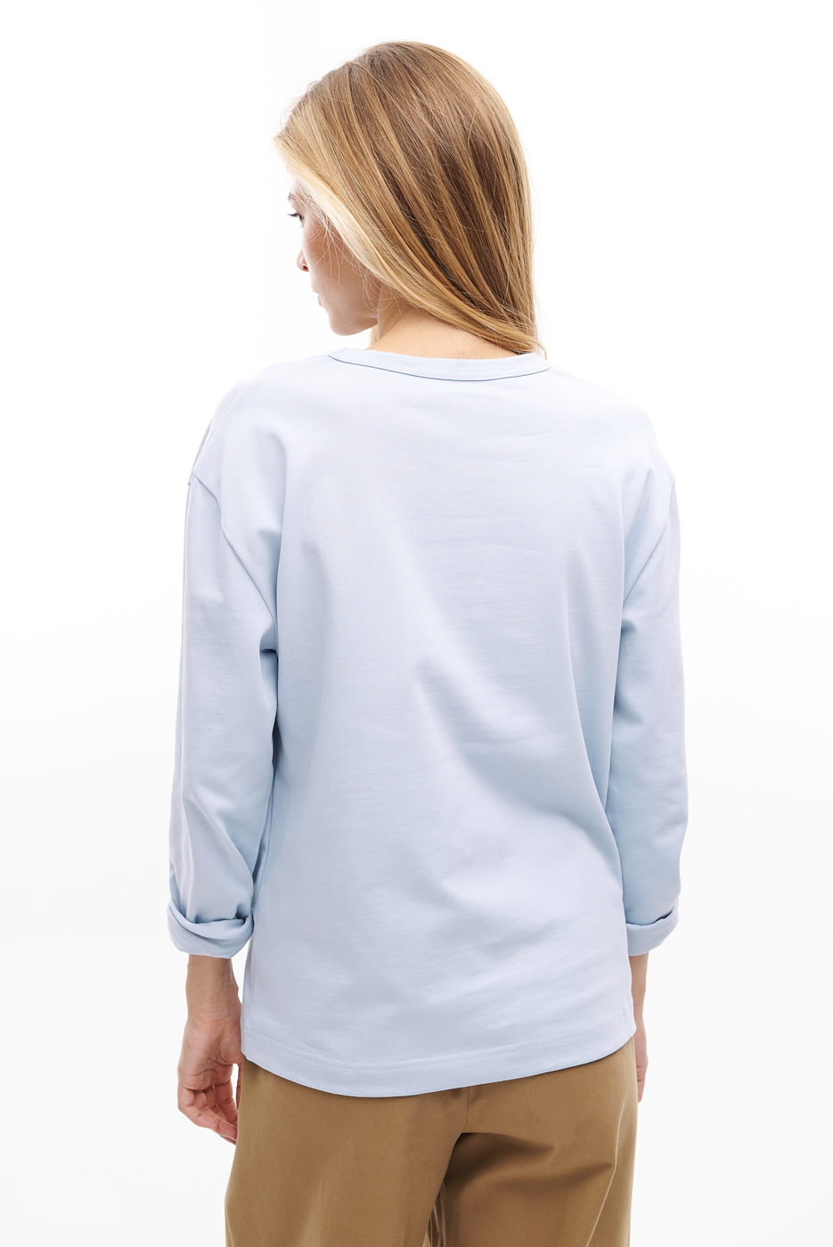 TELA Лонгслив из органического хлопка нежно-голубого цвета
