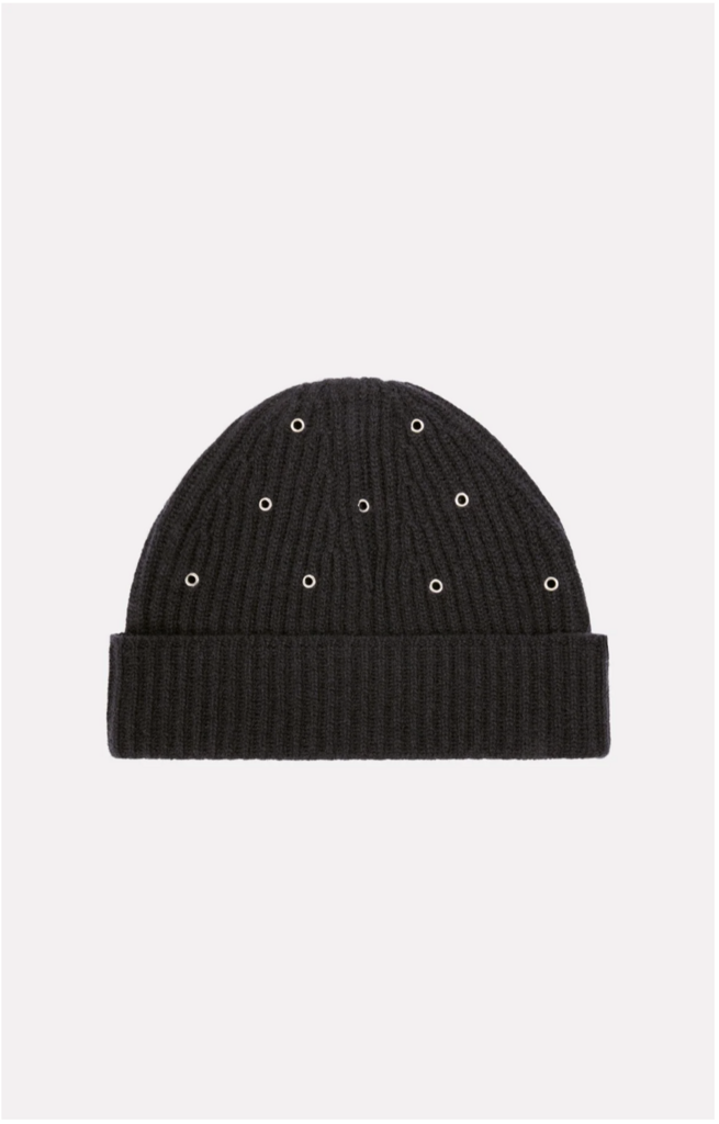 ROSEANNA Шапка BEANIE из бленда шерсти и кашемира темно-синего цвета декорированная металлическими люверсами