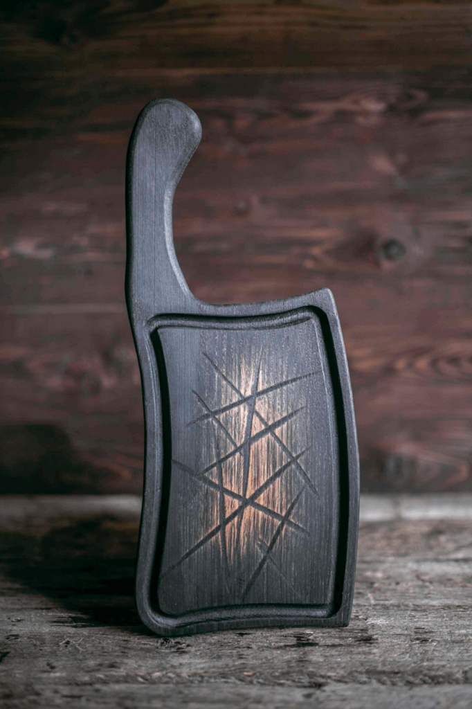 Доска тесак темная