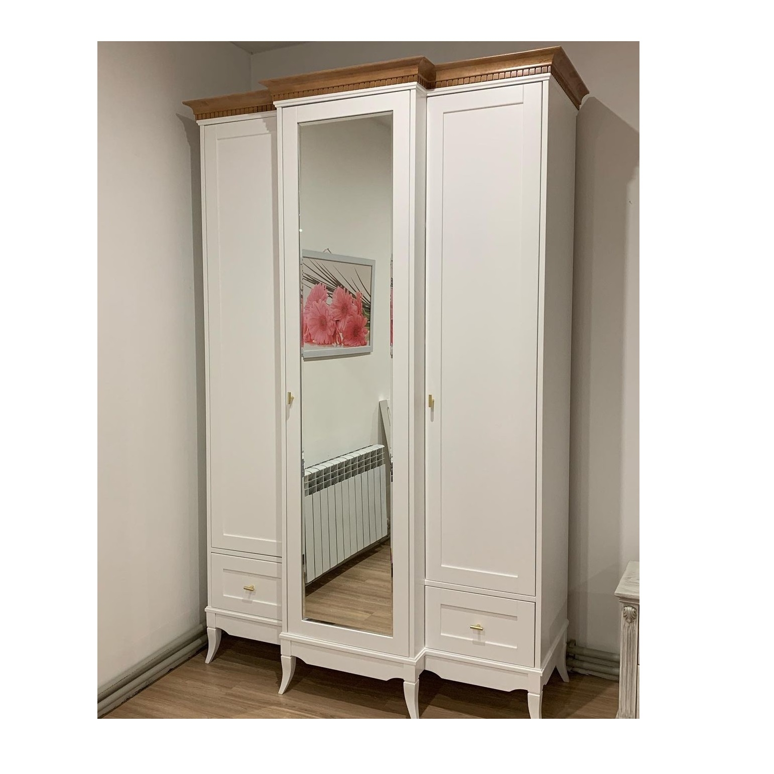 Шкаф 3 дверный