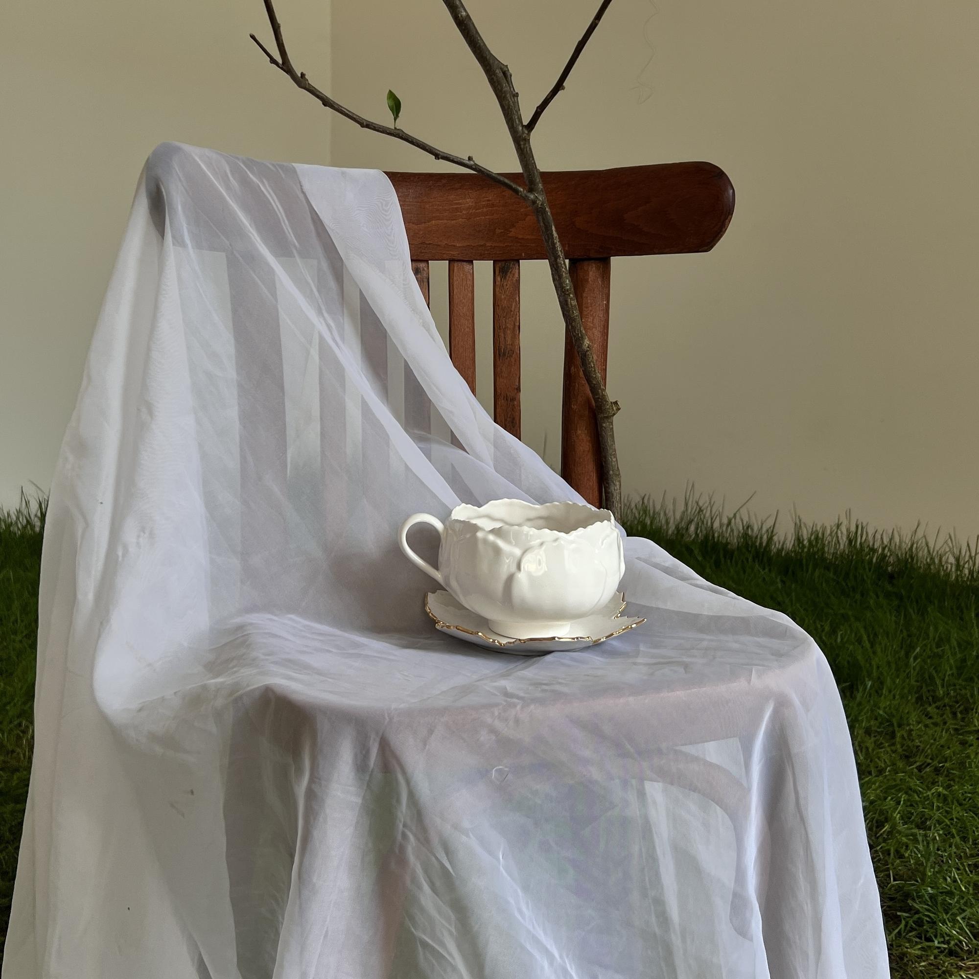 Чашка с блюдцем Балерина белая