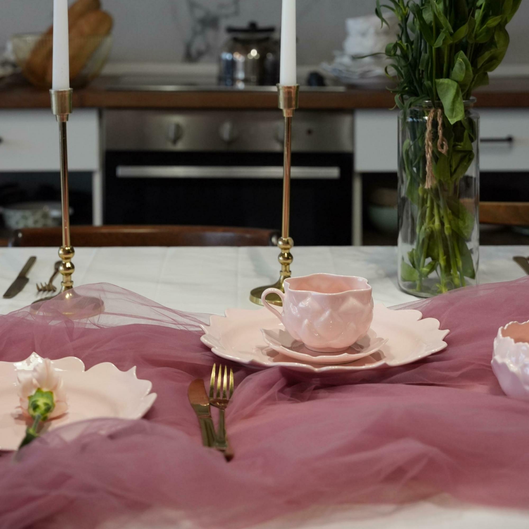 Чашка с блюдцем Лотос розовая