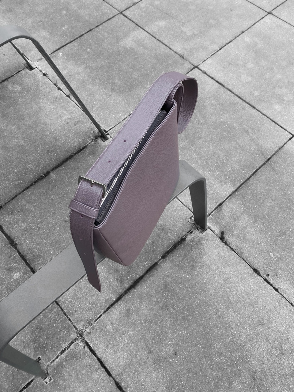 СУМКА TAILORBAG (ПЫЛЬНЫЙ БАКЛАЖАН)