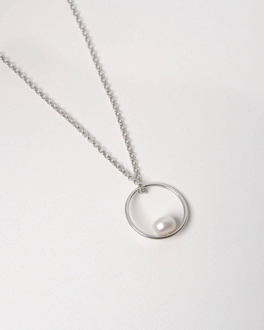 Pearls | подвеска с белым жемчугом