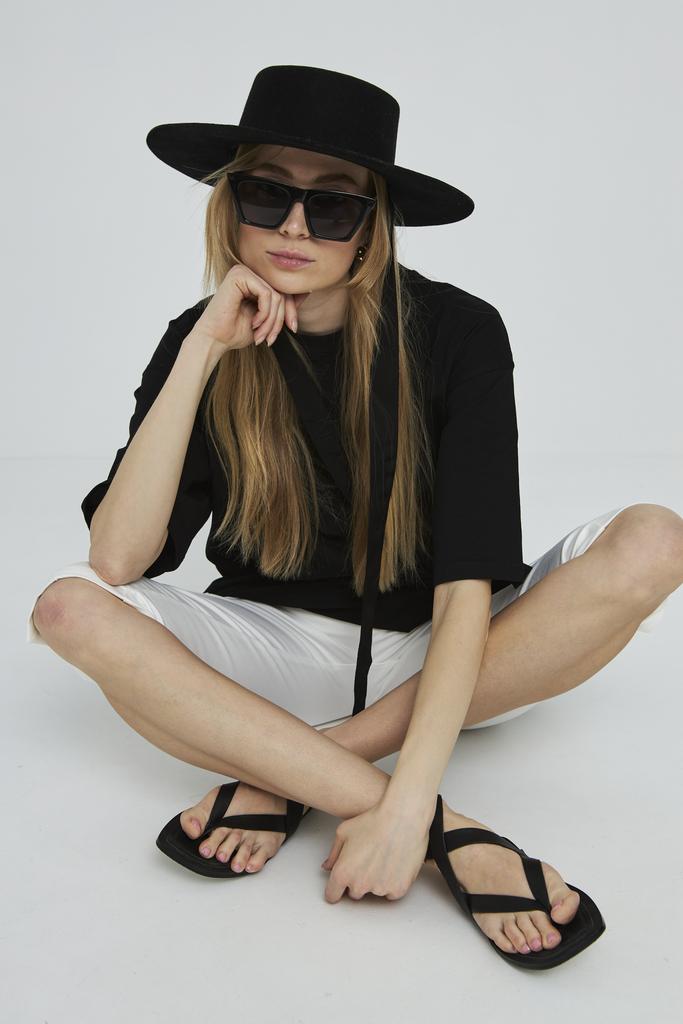 Велосипедки со строчкой белые