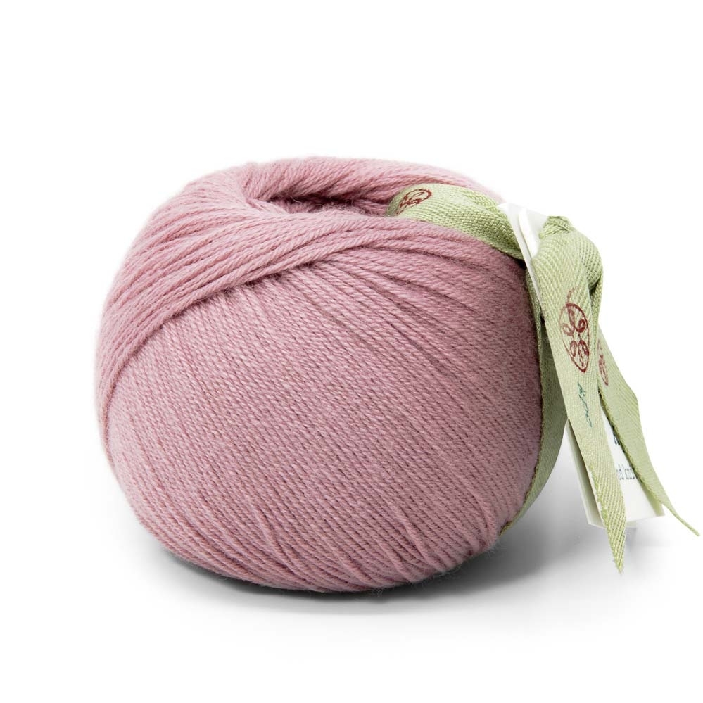 Пряжа KPC Glencoul 4 ply цвет Bridal Rose | Wool Story