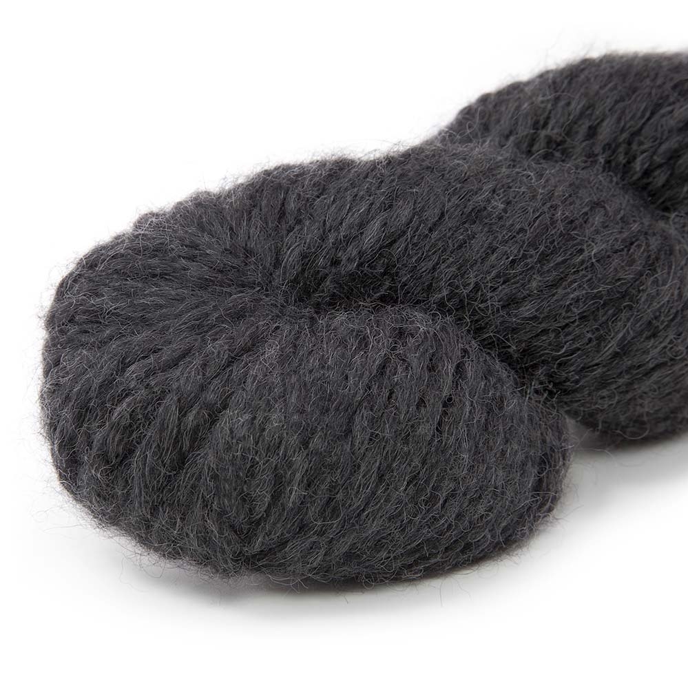 Пряжа Illimani Llama II цвет Dark Grey | Wool Story