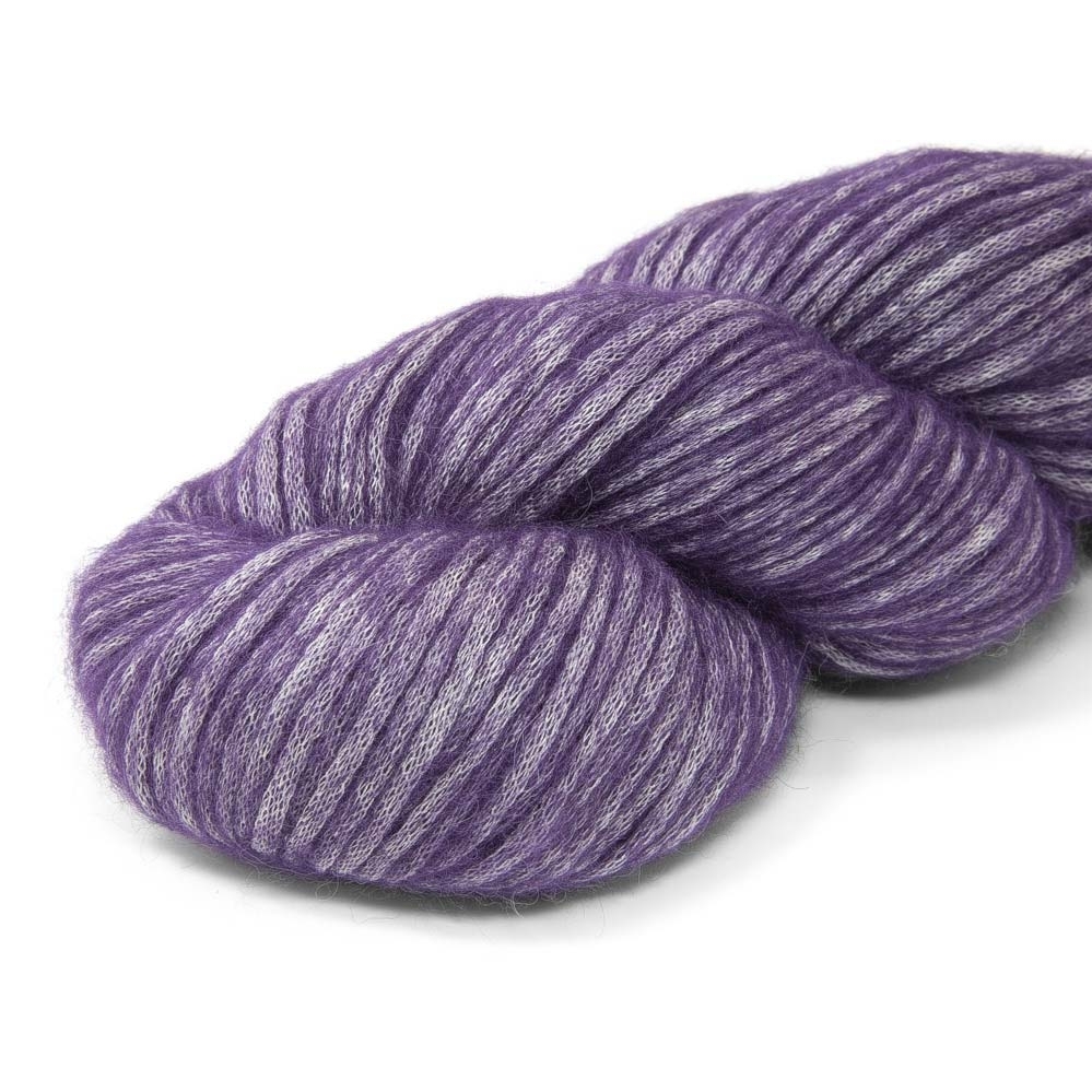 Пряжа Illimani Amelie цвет Deep Purple K124 | Wool Story