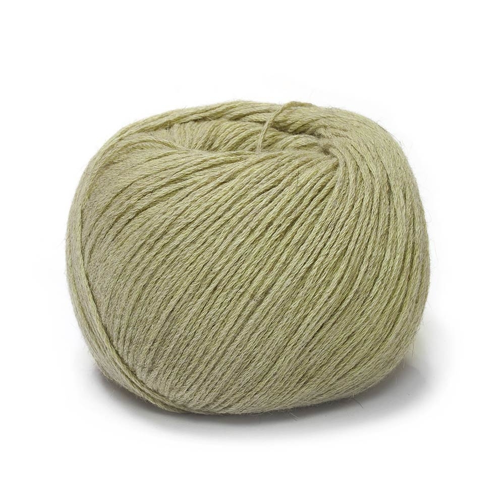 Пряжа Zealana Kiwi Lace цвет L12 Wild Lime | Wool Story
