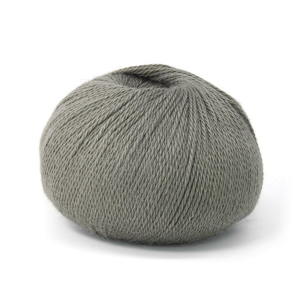 Пряжа Lanamania Silky цвет Dark Grey 6175 | Wool Story
