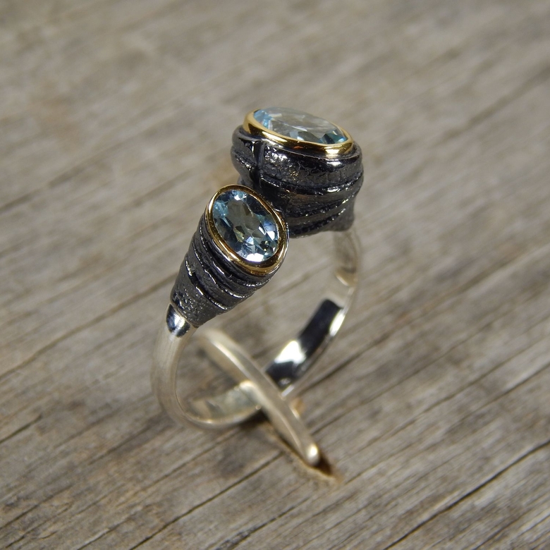 Серебряное кольцо Поцелуйчик