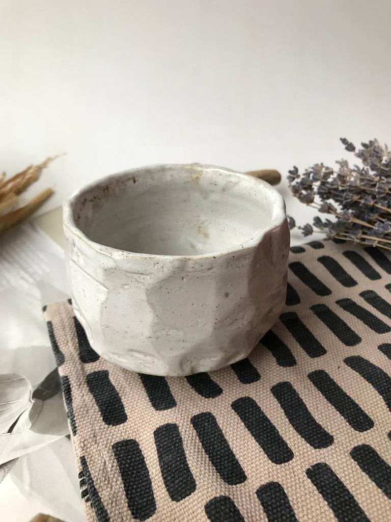 Кашпо текстурное низкое б/у