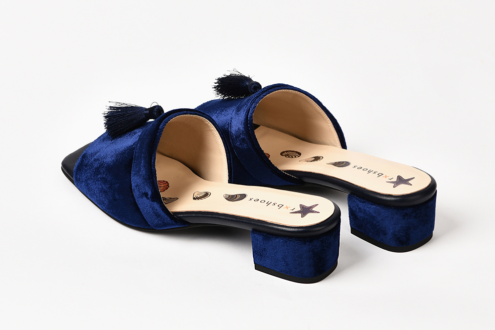 Мюли из cинего бархата с кисточками "Элегия"