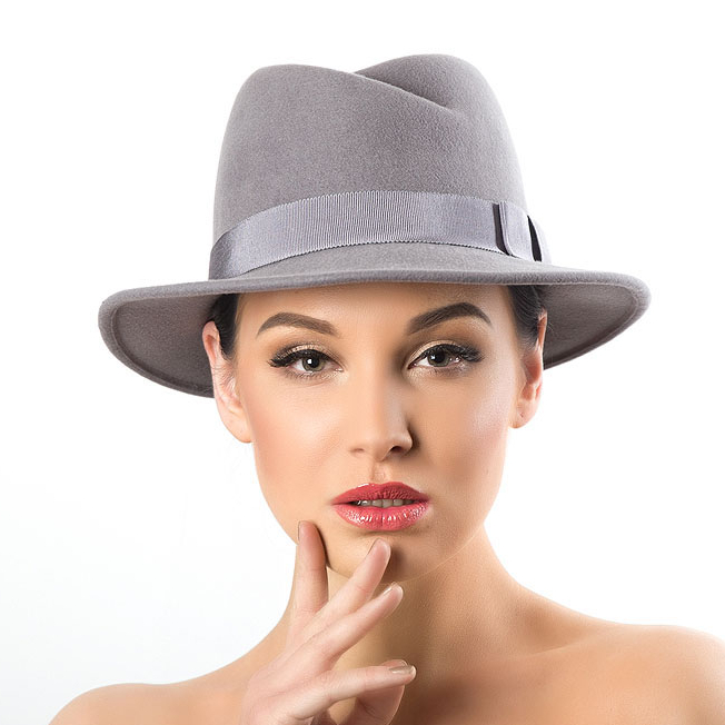 купить серую фетровую женскую шляпку, осенняя шляпка, зимняя шляпка, весенняя шляпка, дизайнерская шляпка Анна Андриенко,  купить шляпку в Москве, купить шляпку в Питере, модная шляпка