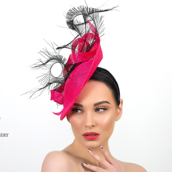 купить фуксия вечернюю шляпку, купить шляпку для скачек, шляпка женская для праздника, шляпка для фотосесии, шляпка из синамей, купить маленькую шляпку в Питере, купить шляпку спб, купить ярко розовую шляпку в Москве, Анна Андриенко