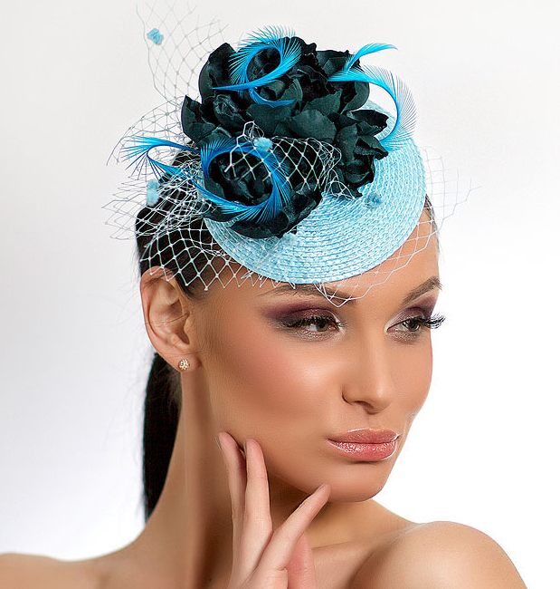 шляпка, вуалетка, вечерняя шляпка, вечерняя вуалетка, шляпка с цветами, вуалетка с цветами, ручная работа, Анна Андриенко, Цветы из шелка, розы, бирюза, бирюзовая шляпка, бирюзовая вуалетка, шляпка для скачек, вуалетка для скачек, вуалетка для праздника, Шляпка для праздника, вуалетка для фотосессии, шляпка для фотосессии