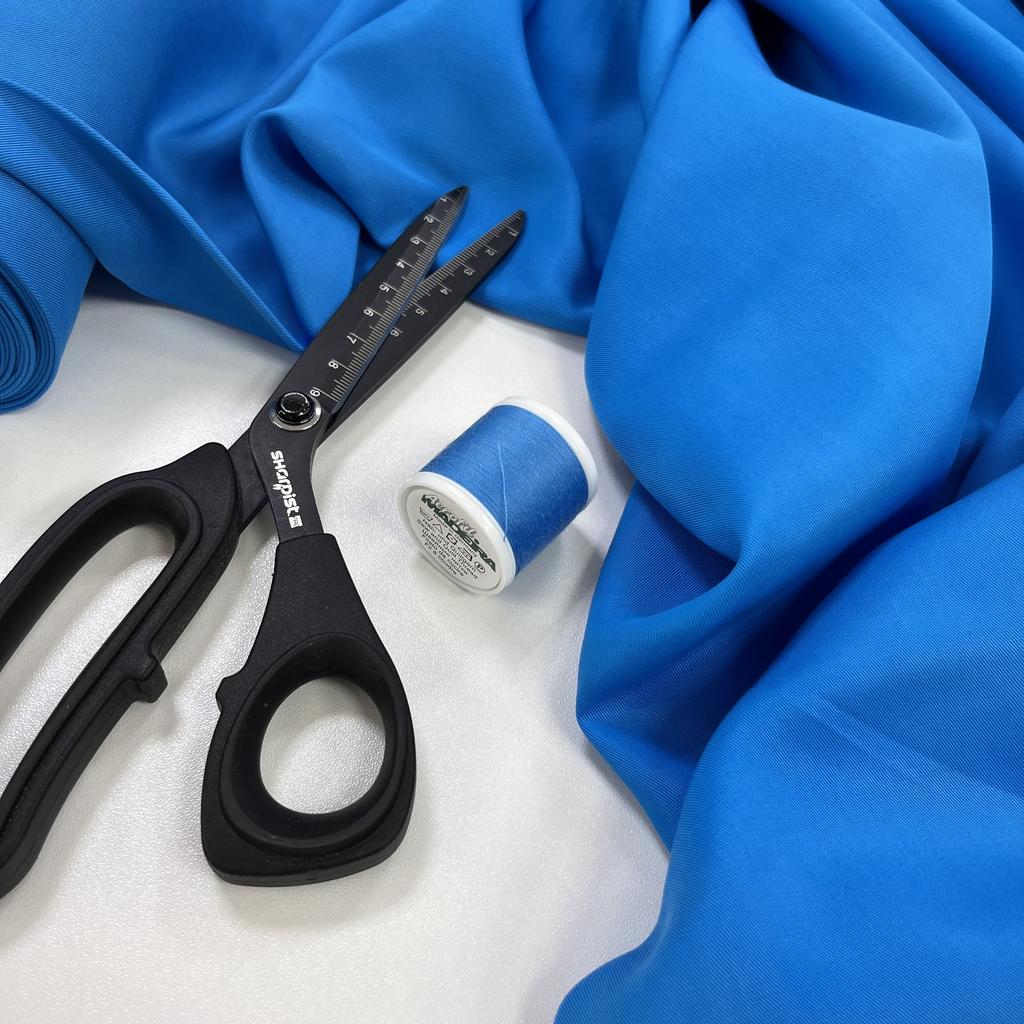 Плательный модал. Яркие брызги