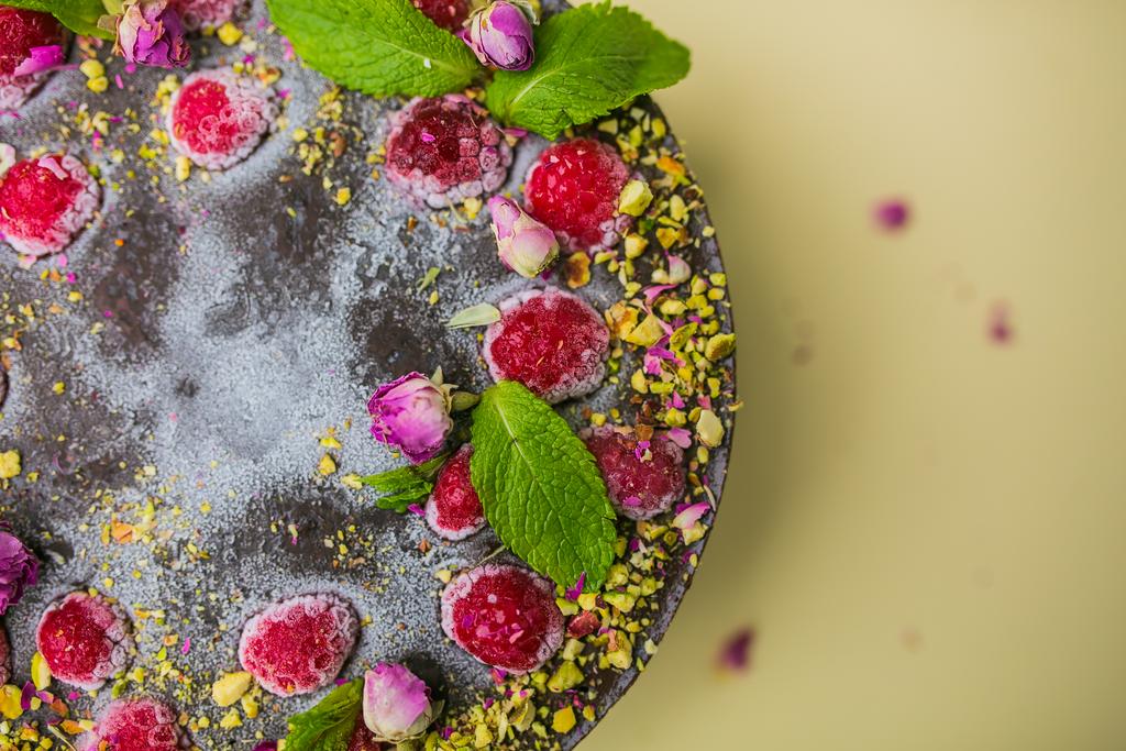 Rawcake шоколад-малина