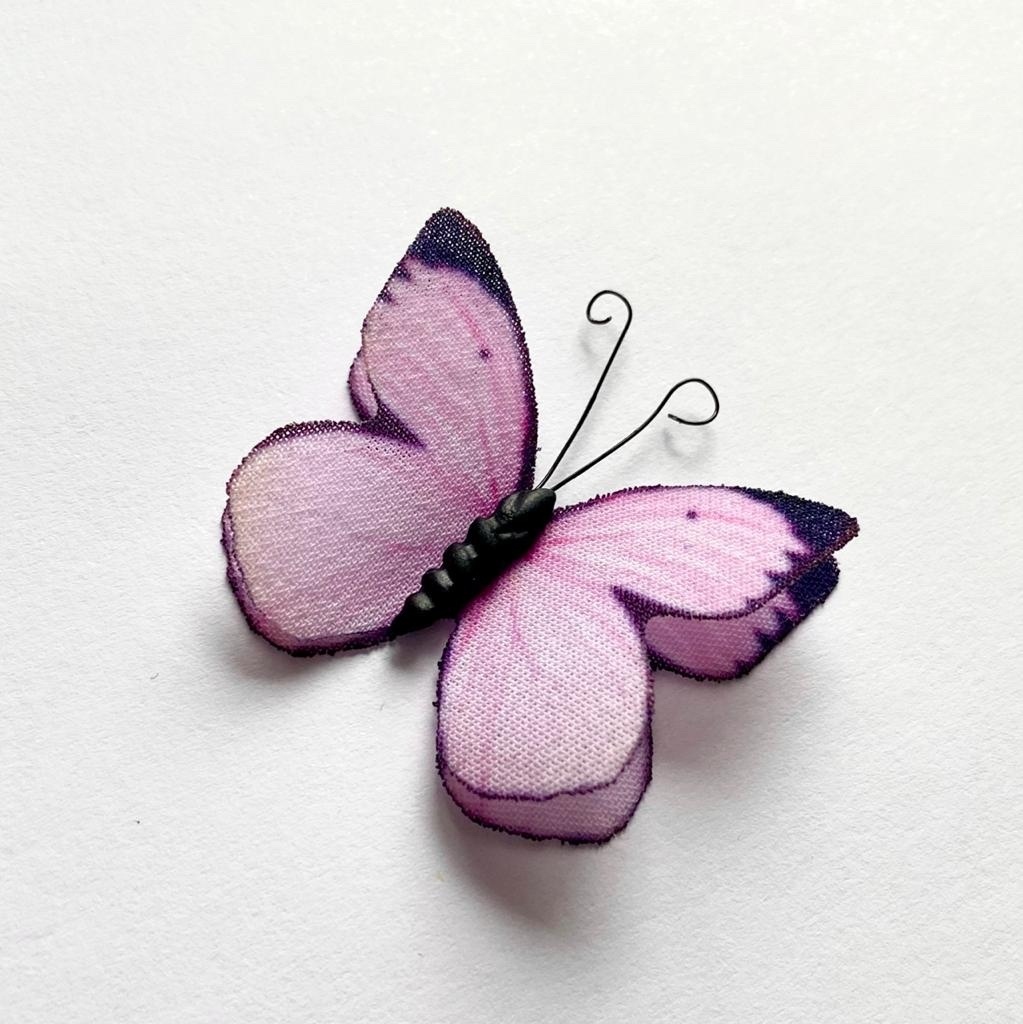 Бабочка из шёлка - светло-розовая