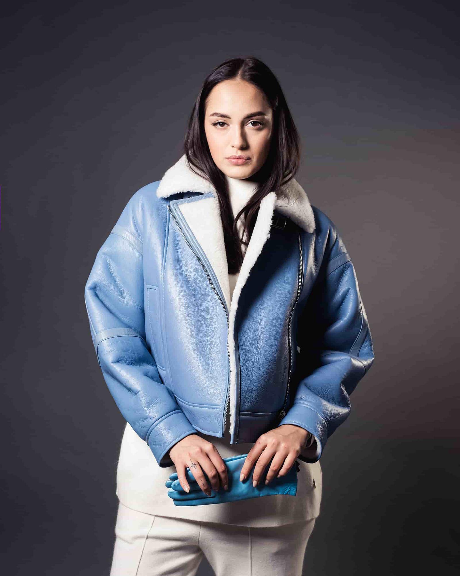 Стильная дубленка