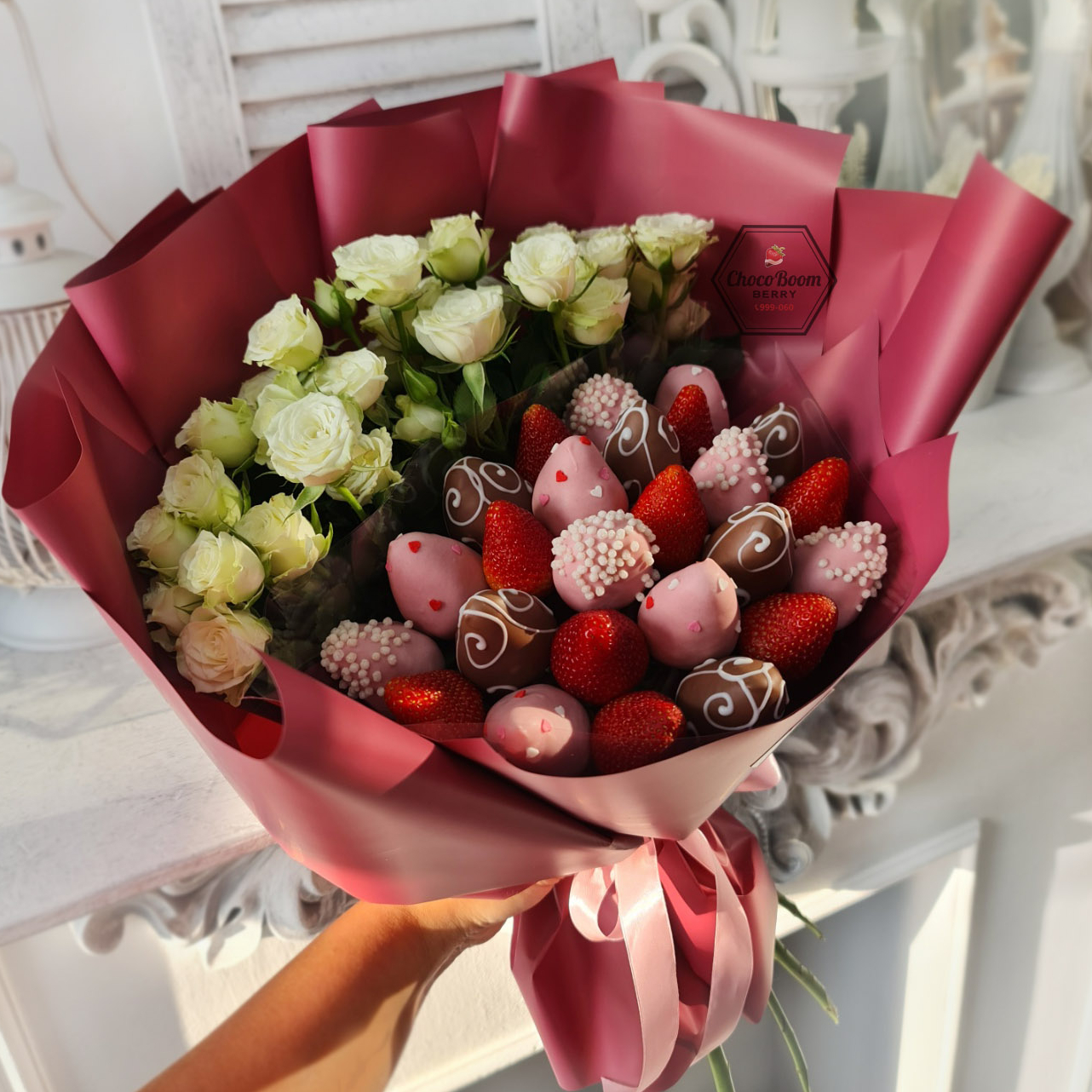 Букет клубничный, цветы с клубникой в шоколаде сургут заказать