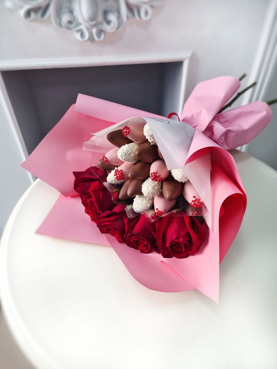 Букет клубничный "Виктория "