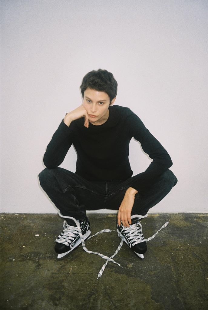 Лонгслив mini чёрный