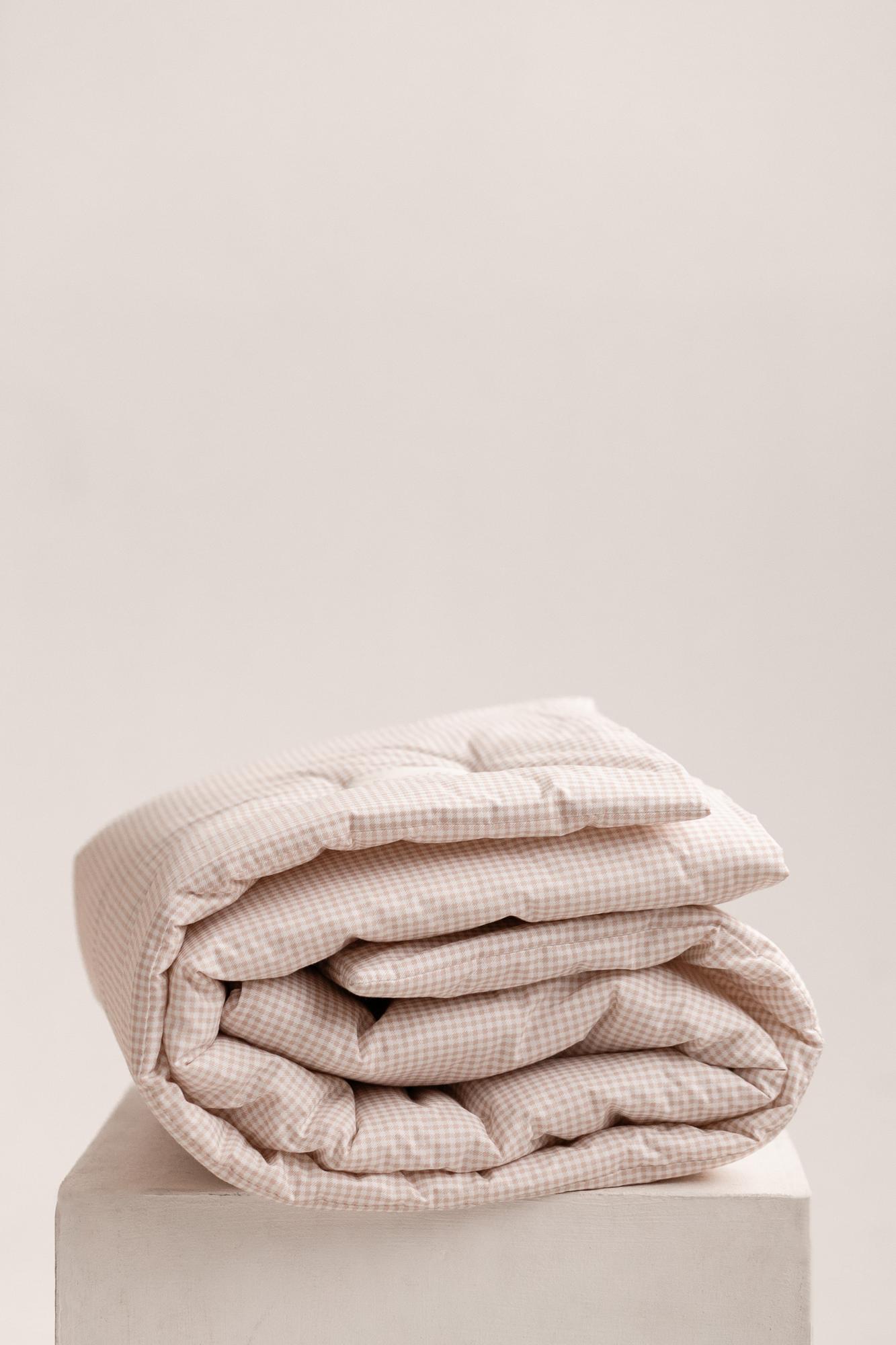 Одеяло из хлопка в бежевую клеточку