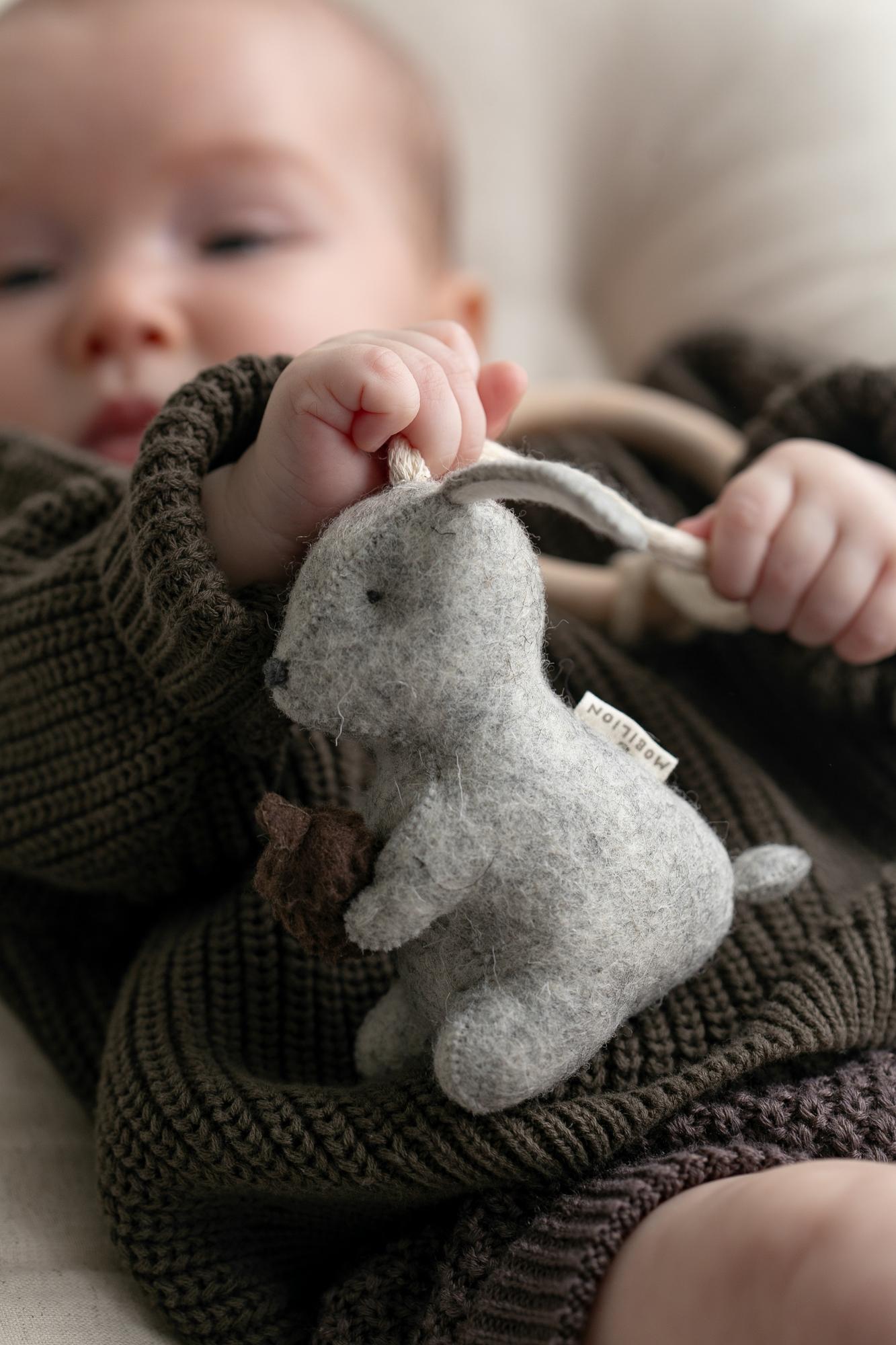 Игрушка - подвес Зайчик