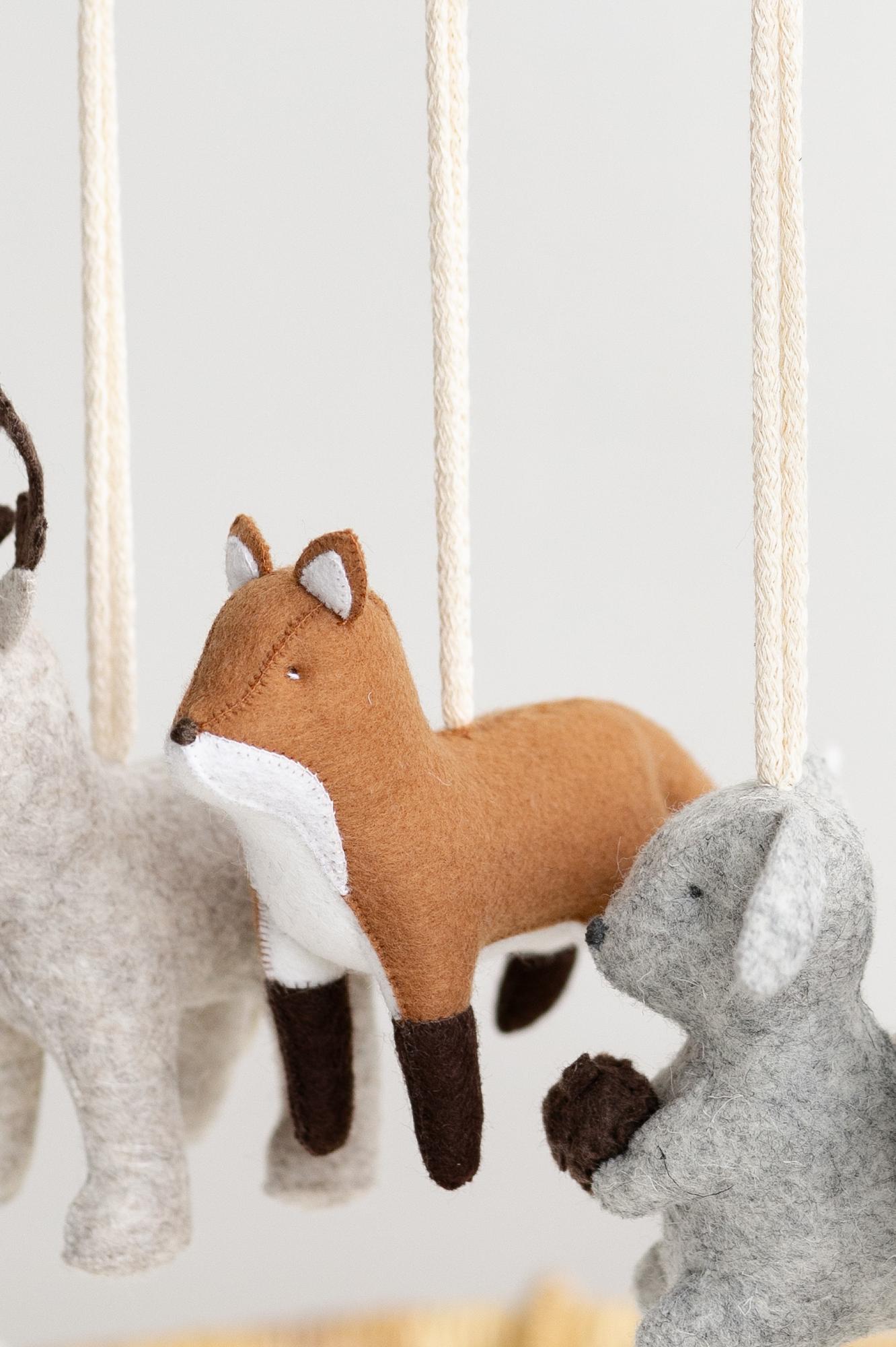 Игрушка - подвес Лиса