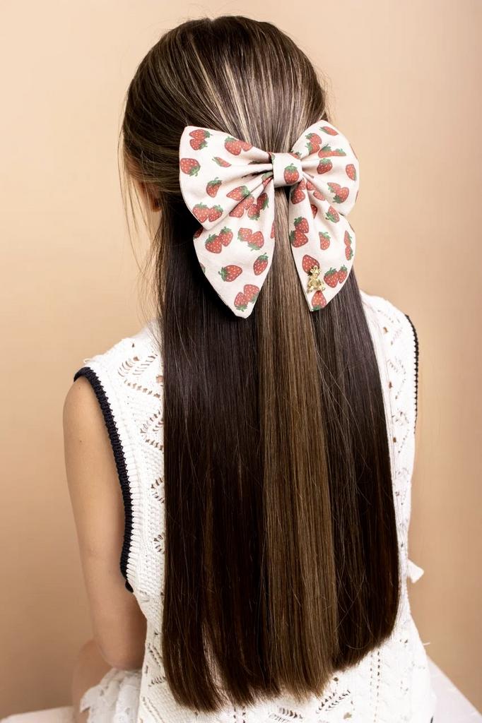 Бант на заколке  «Monica strawberry". цвет: бежевый