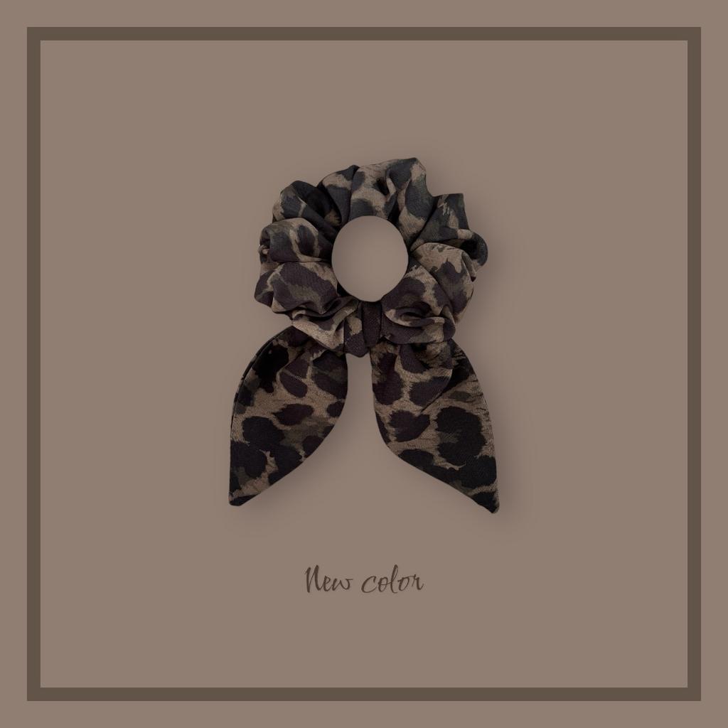 Скранч-резинка шифоновая с хвостами  “Leopard Monica"