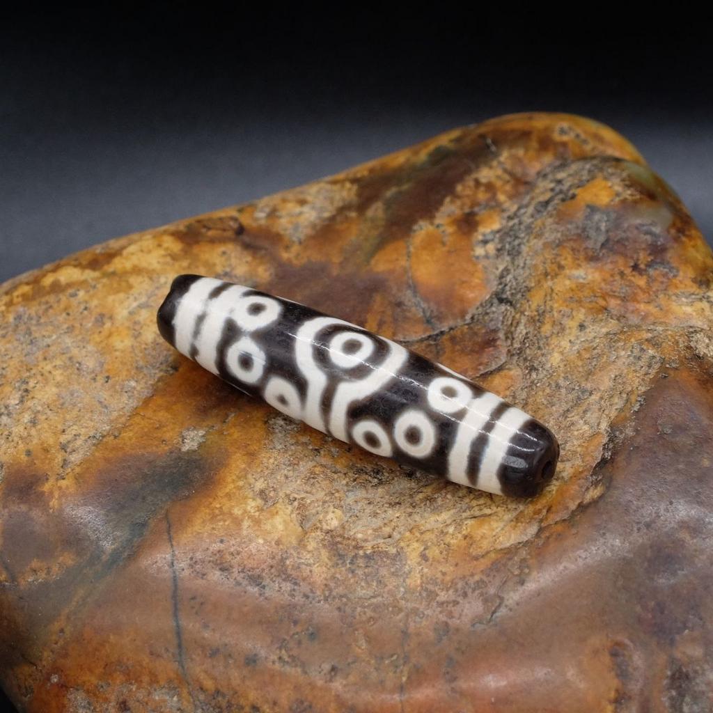 Бусина Дзи 15 глаз