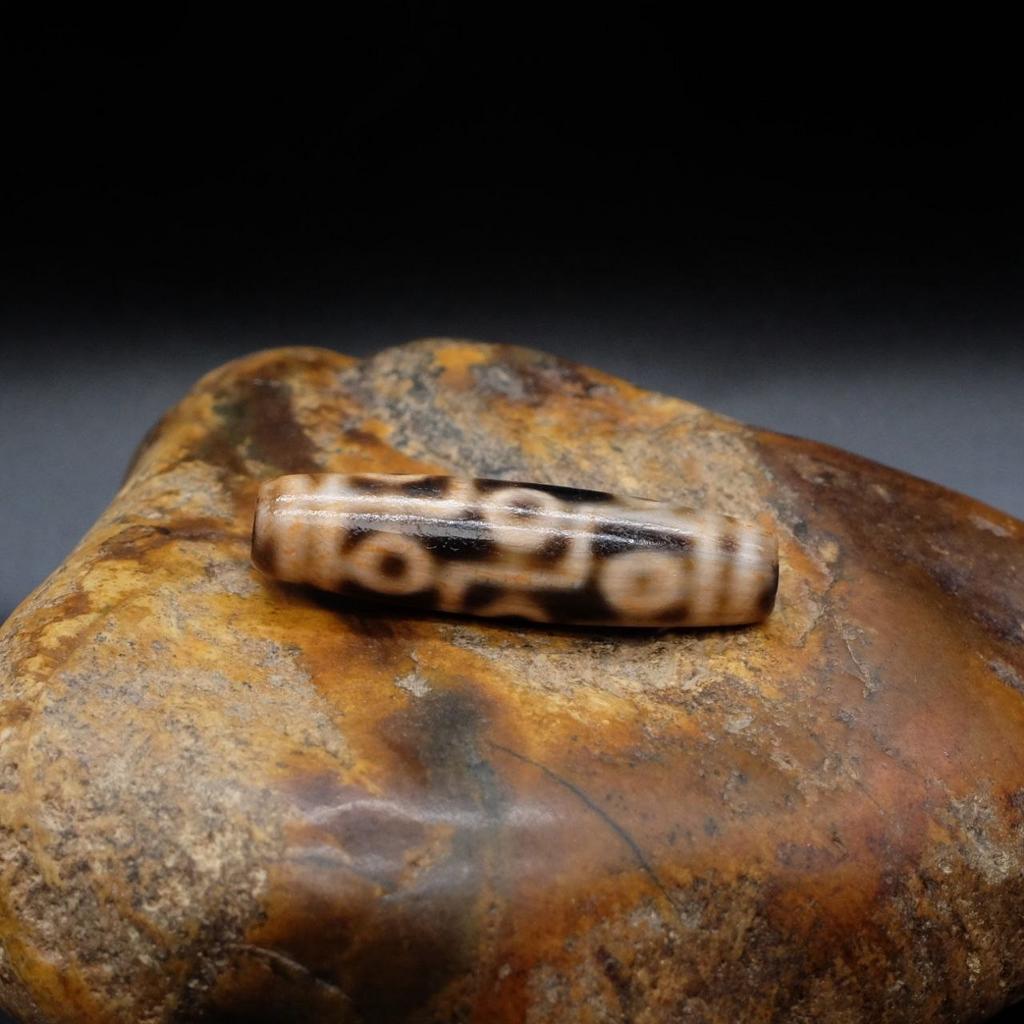 Бусина Дзи 9 глаз №11