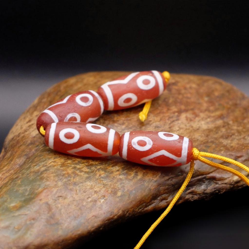 Бусина Дзи 4 глаза и бриллиант N°3