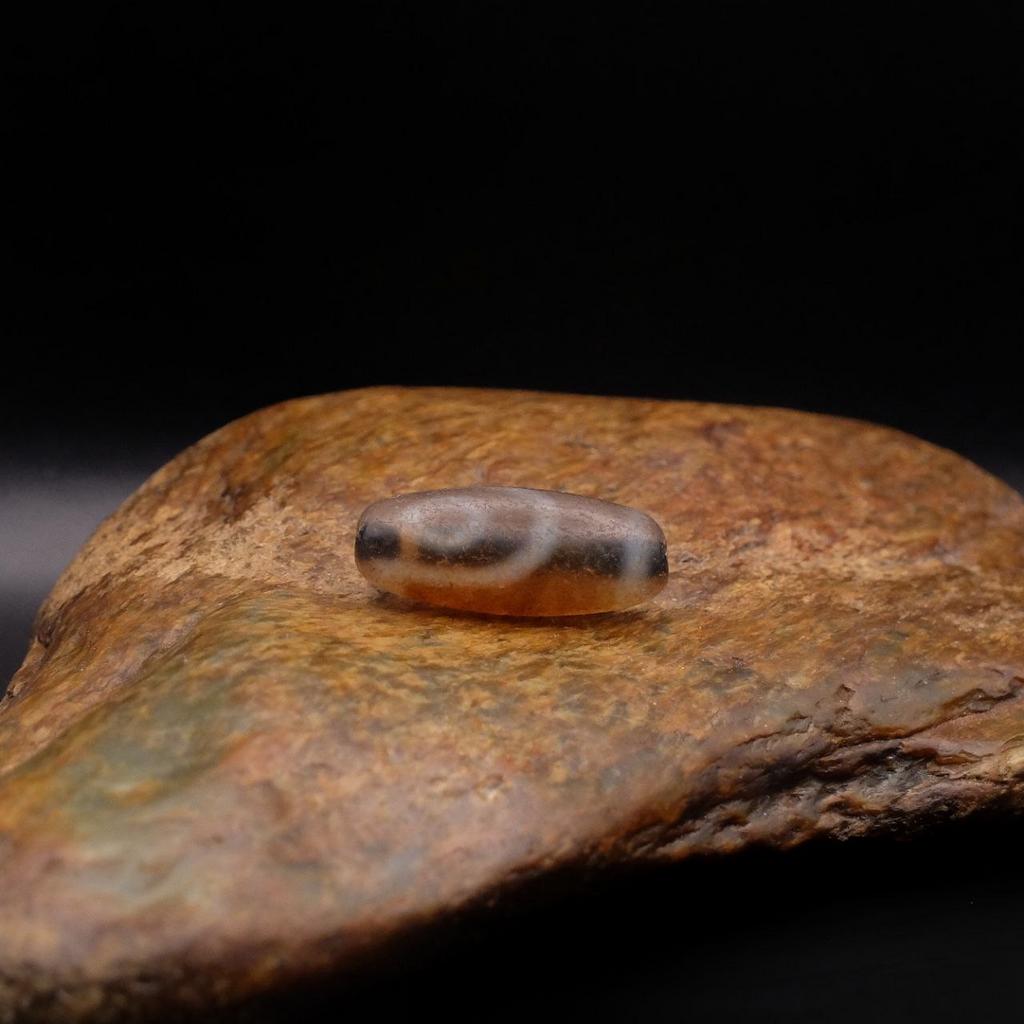 Бусина Дзи 2 глаза N°72