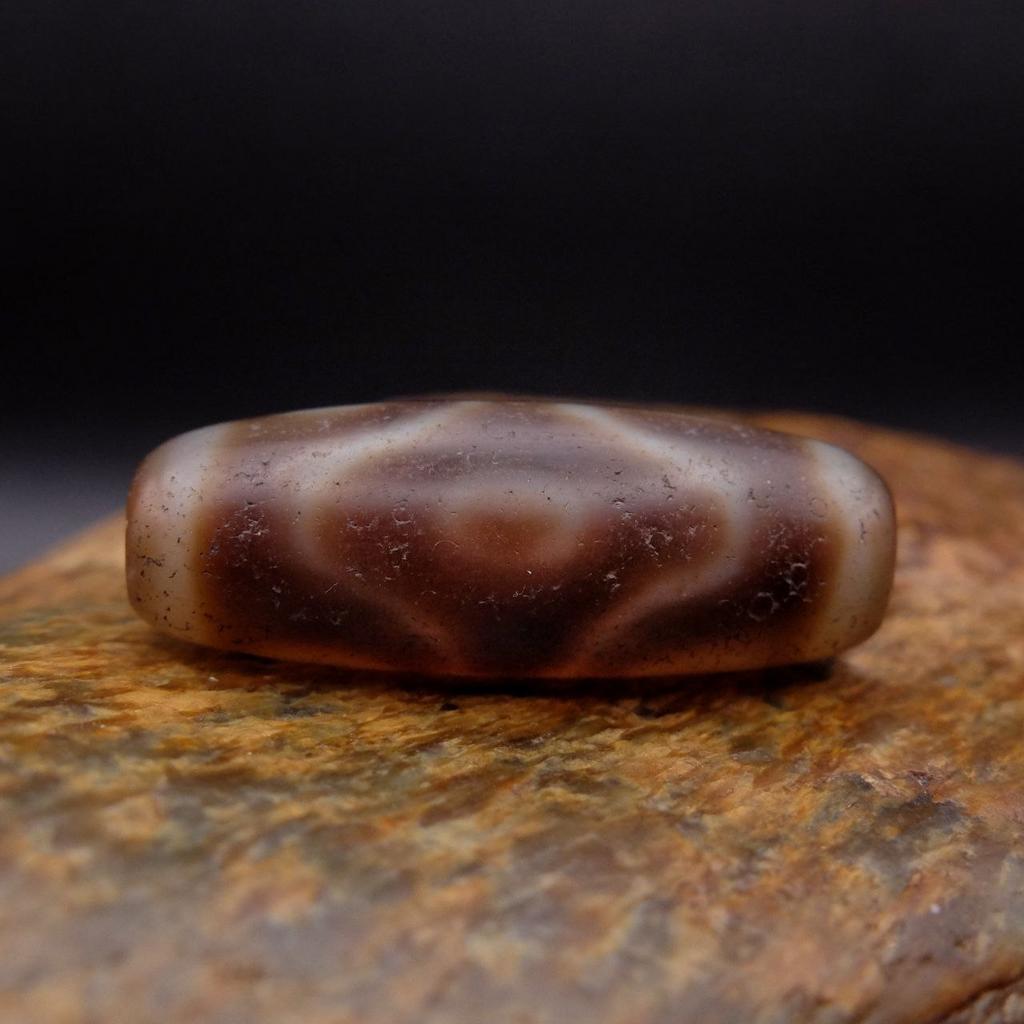 Бусина Дзи 6 глаз N°44