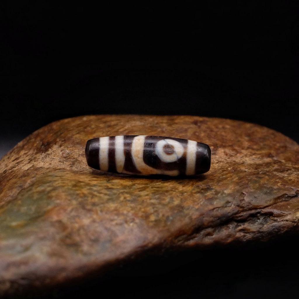 Бусина Дзи 2 глаза N°108